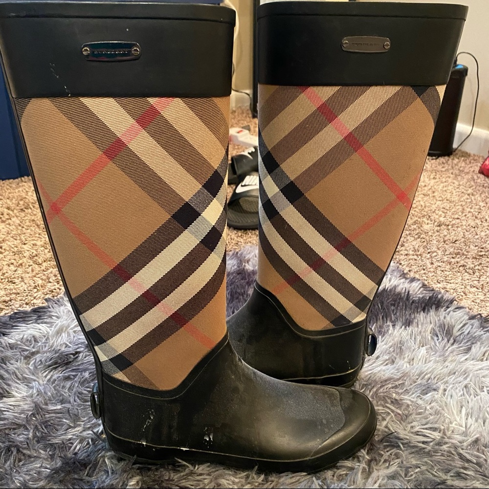 Burberry Rainboots